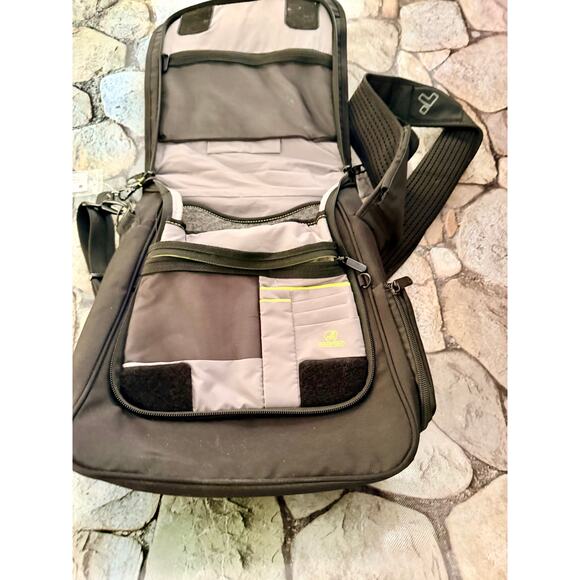 NWOT TRAVELON TRAVEL BAG - Picture 5 of 10